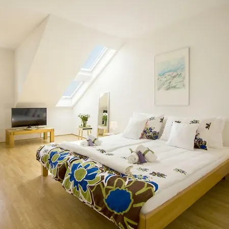 Apartment West Coast Luxury Split